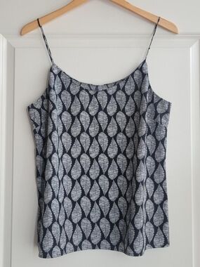 Black Leaf-Patterned Spaghetti Strap Tank Top